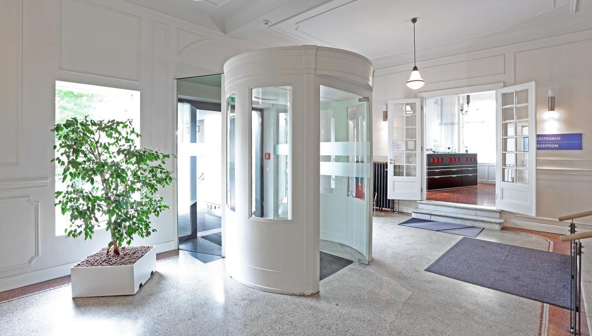 Hotel Garni Gaestehaus Der Kerckhoff-Klinik 巴特瑙海姆 外观 照片